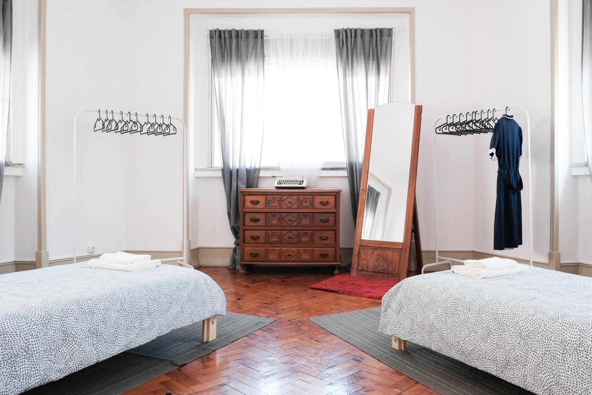 Take A Break Lisbon Hotel Bagian luar foto